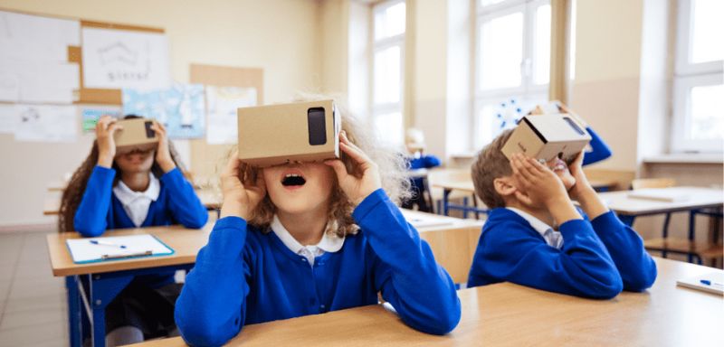 Lợi ích khi ứng dụng công nghệ thực tế ảo trong giáo dục