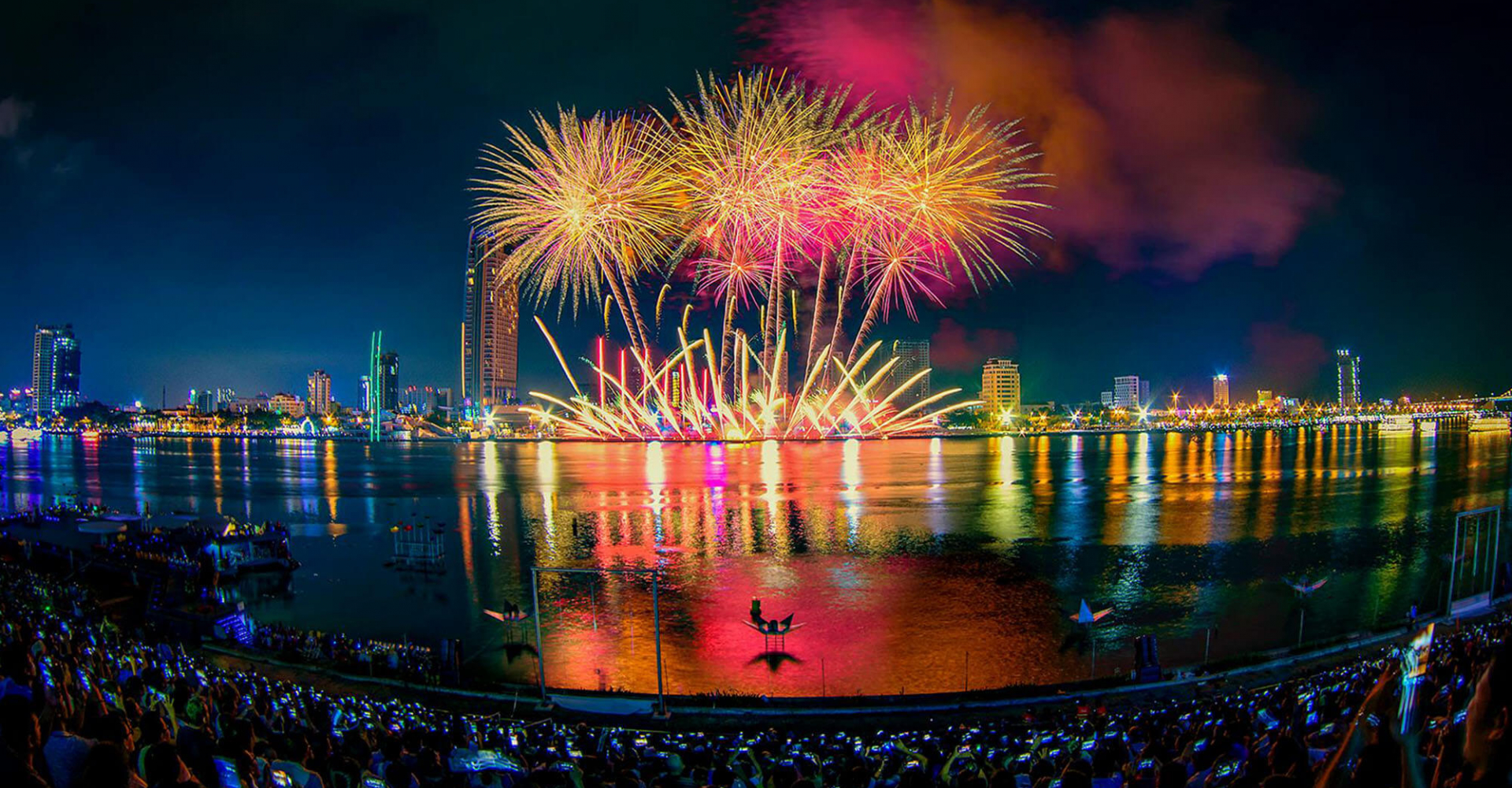 VR360 | Giải pháp Thực tế ảo VR, AR, 3D, 360, Map3D, Metaverse