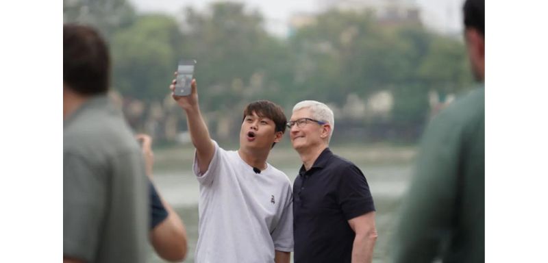 CEO Apple Tim Cook đến Việt Nam